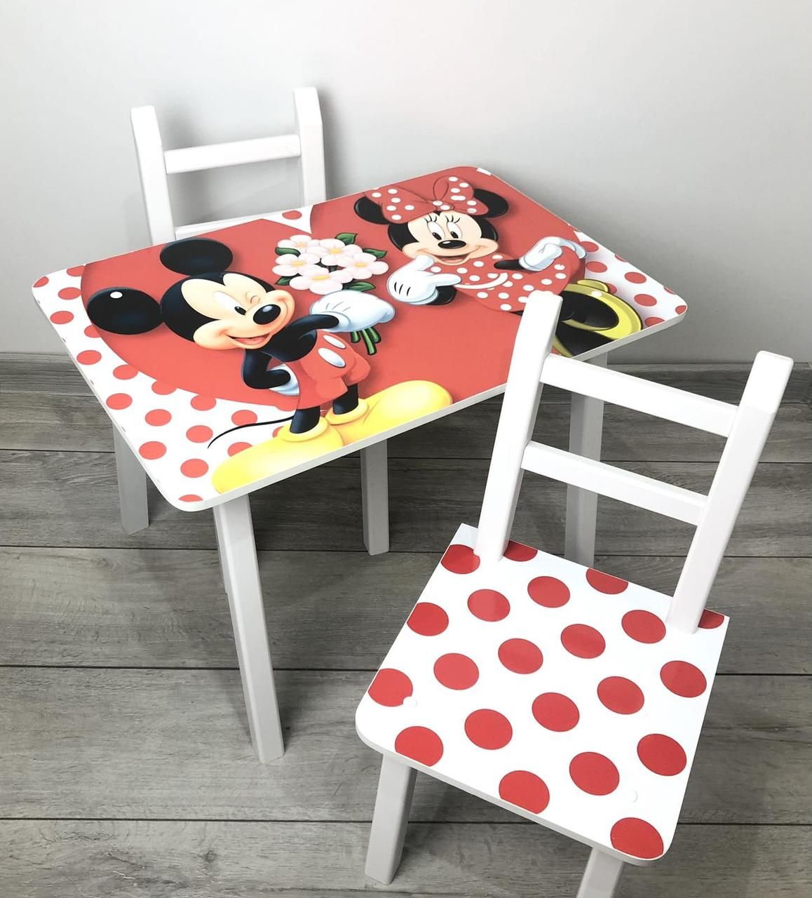 Детский столик "Микки Маус" и 2 стула