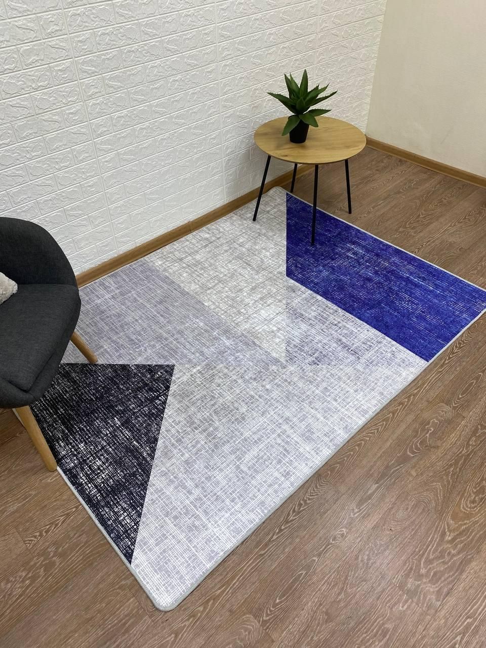 Турецкий ковер в спальню "Синие треугольники" 150х240 см
