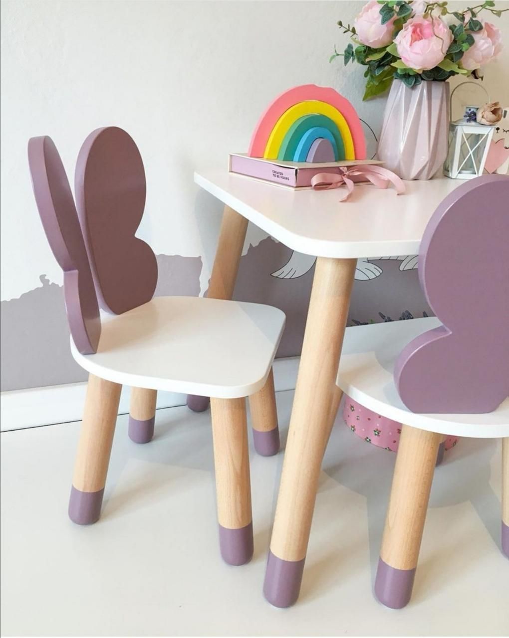 Дитячий стіл і 2 стільці (дерев'яний стільчик метелик 2 шт і прямокутний стіл)