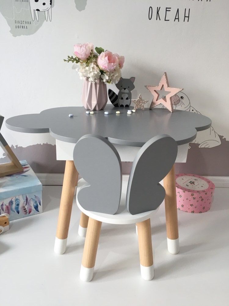 Дитячий стіл хмара з пеналом і 1 стілець метелик