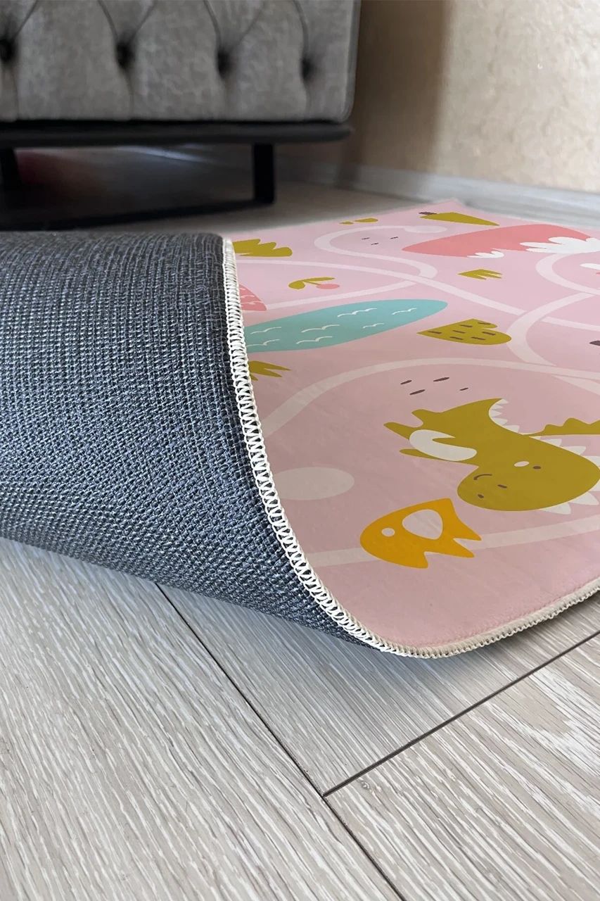 Плюшевий утеплений дитячий килим "Серця на рожевому фоні"