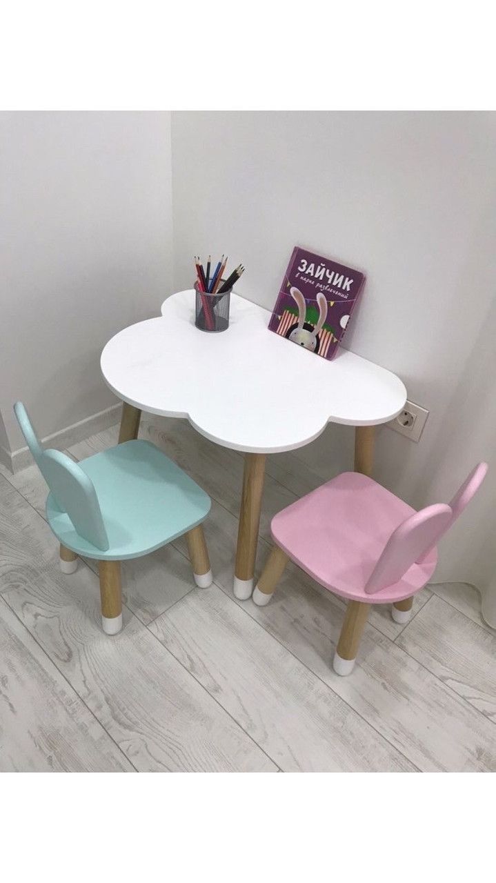 Детский стол и 2 стула (2 стульчика на выбор стол полуоблако)